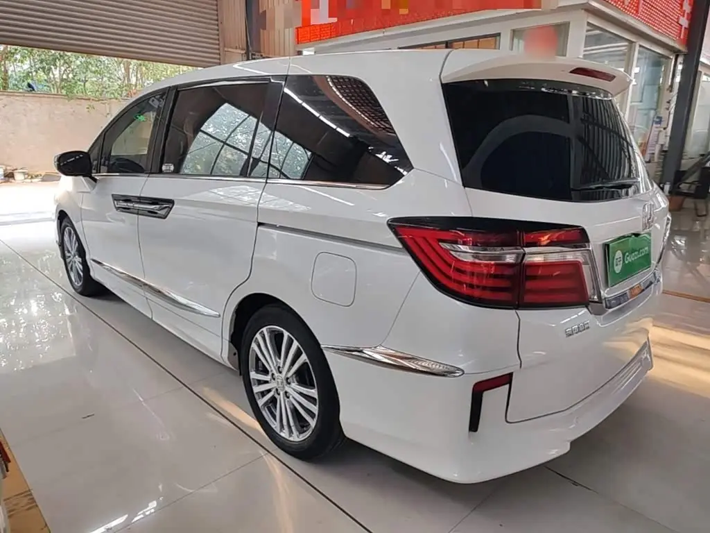 Honda Elysion 2017 — Photo 5/20
