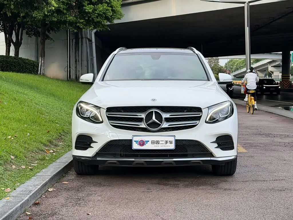 Mercedes-Benz GLC 2017 — Фото 2/14