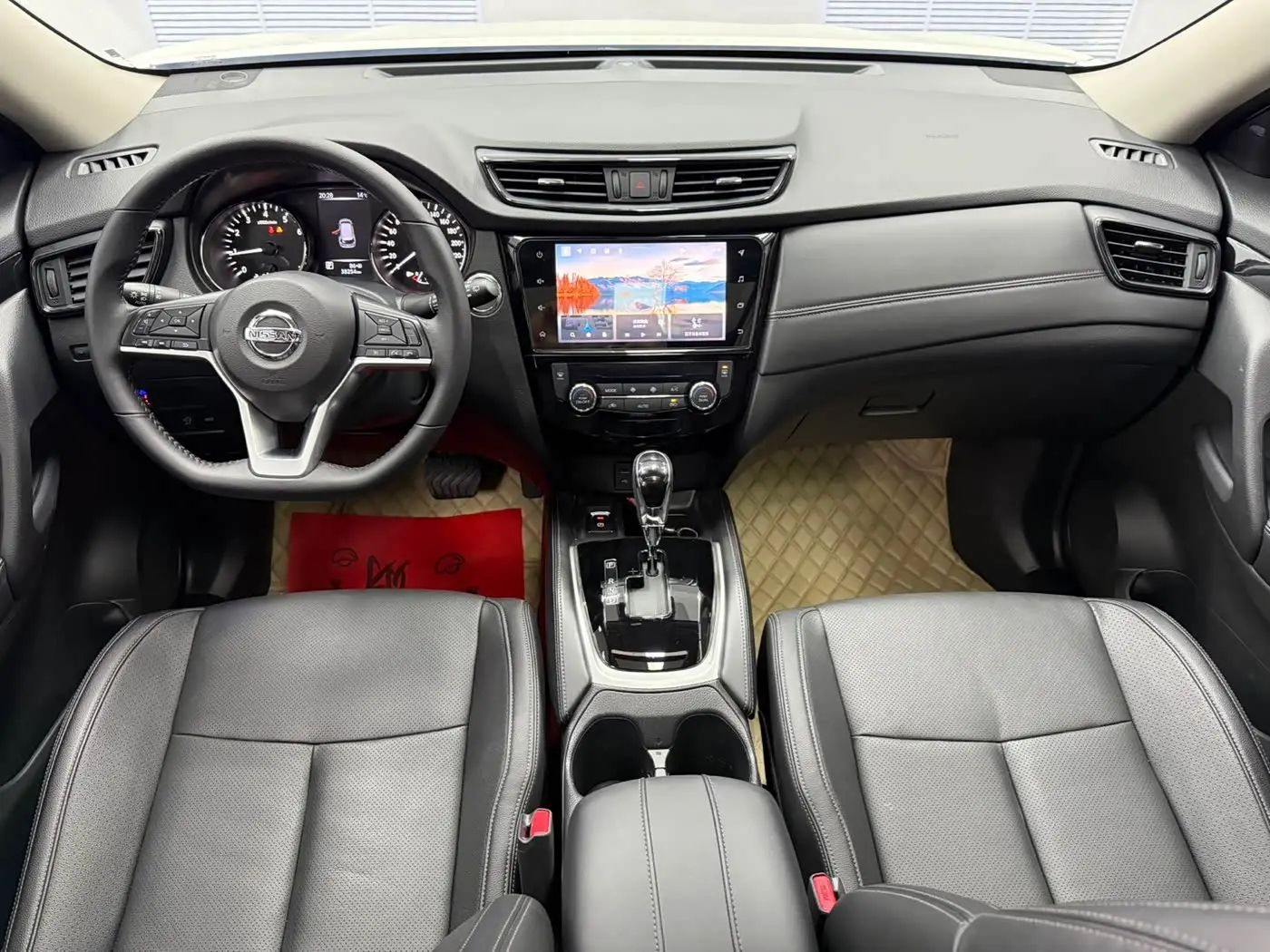 Nissan X-Trail 2022 — Photo 10/20