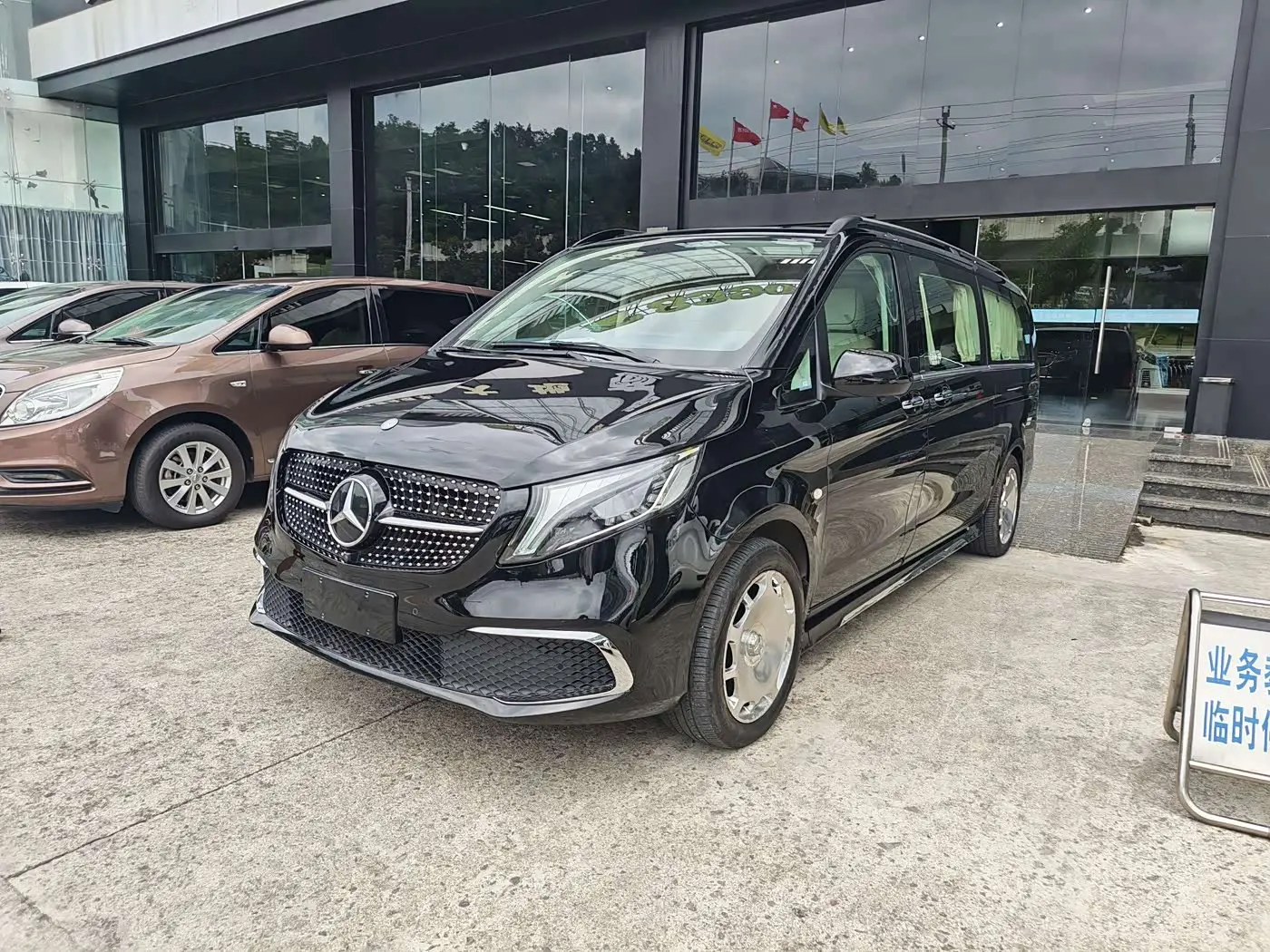 Mercedes-Benz Vito 2021 — Photo 2/20