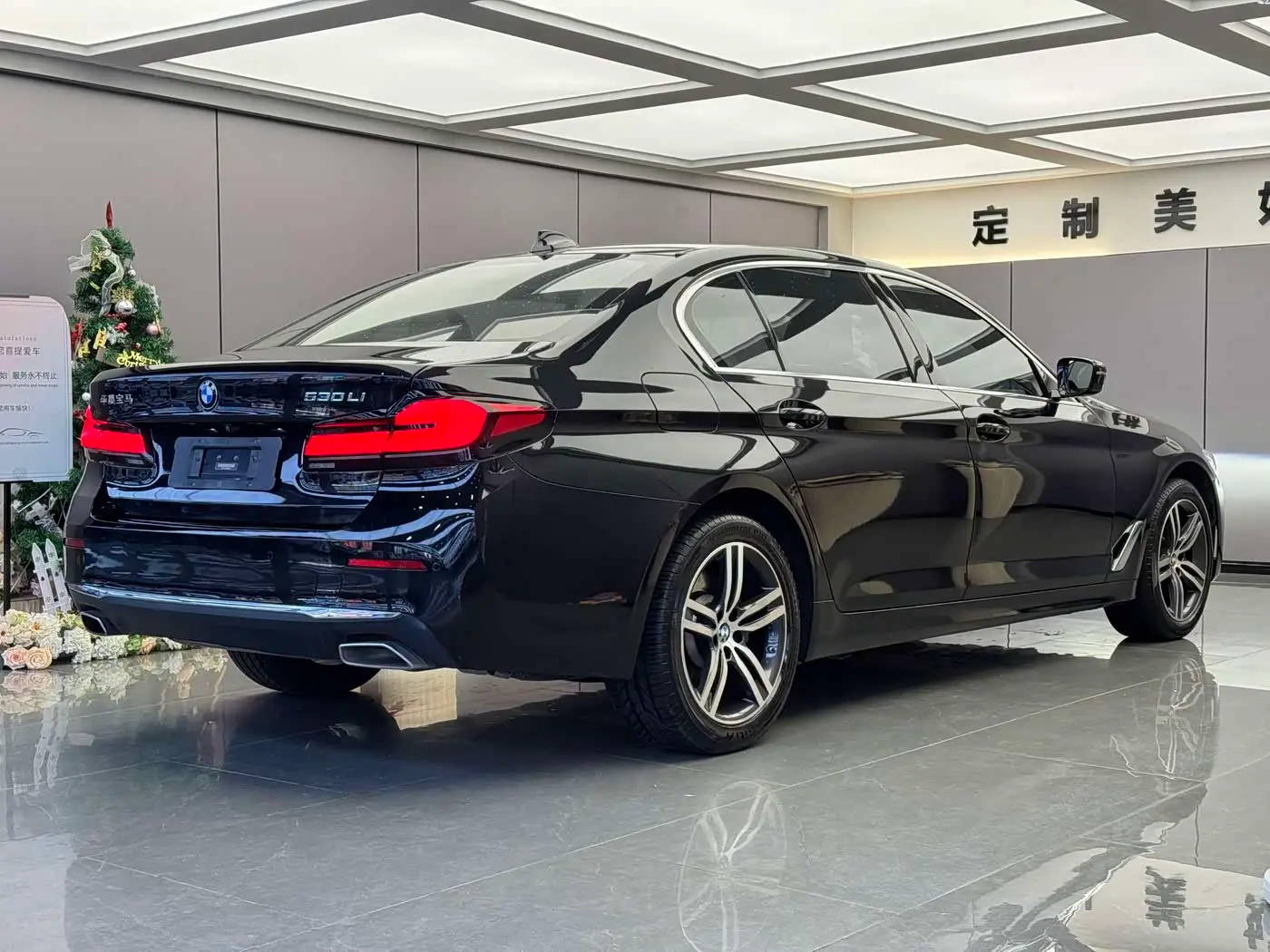BMW 5 Series 2021 — Şəkil 11/11