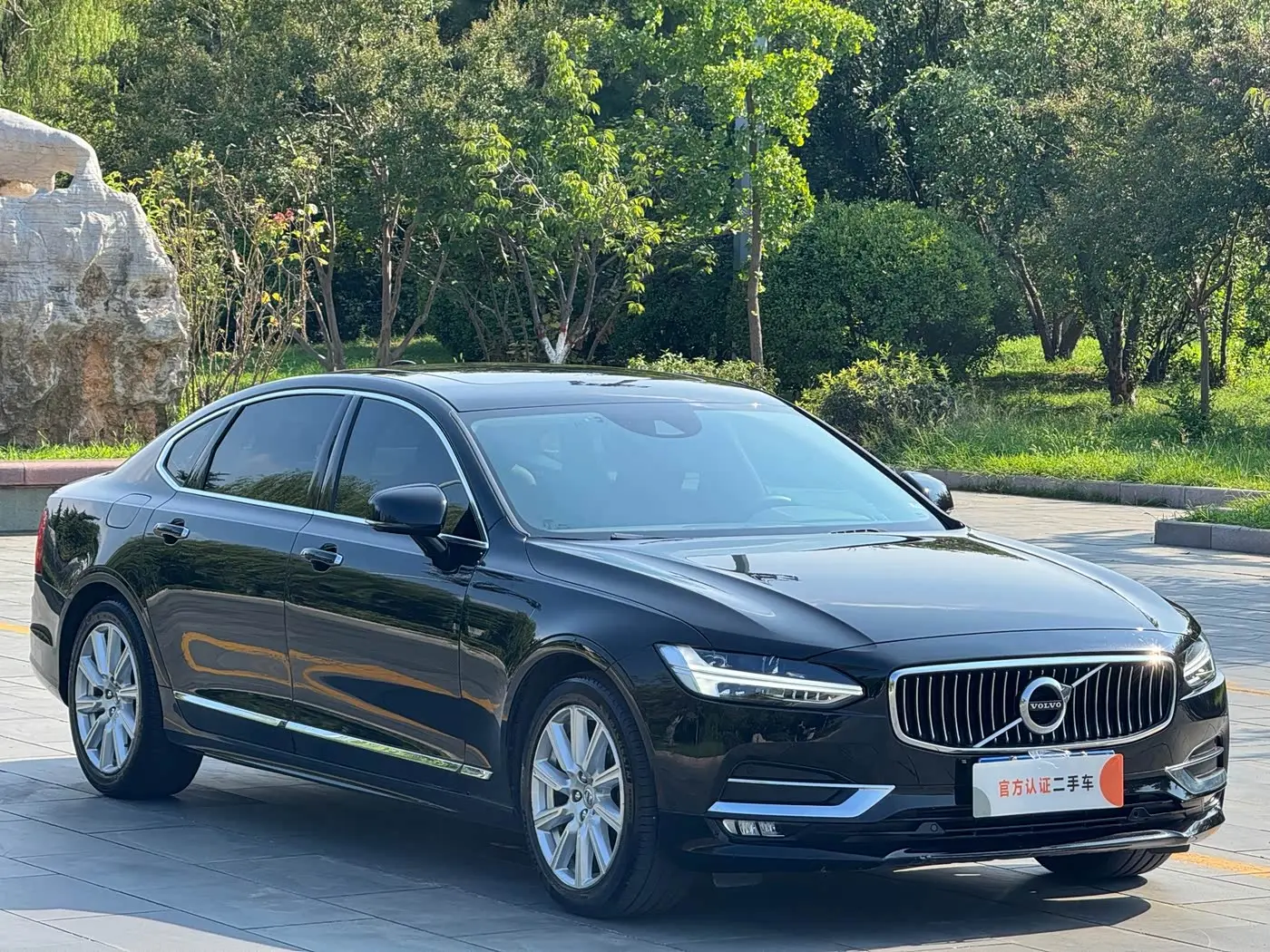Volvo S90 2019 — Фото 3/20