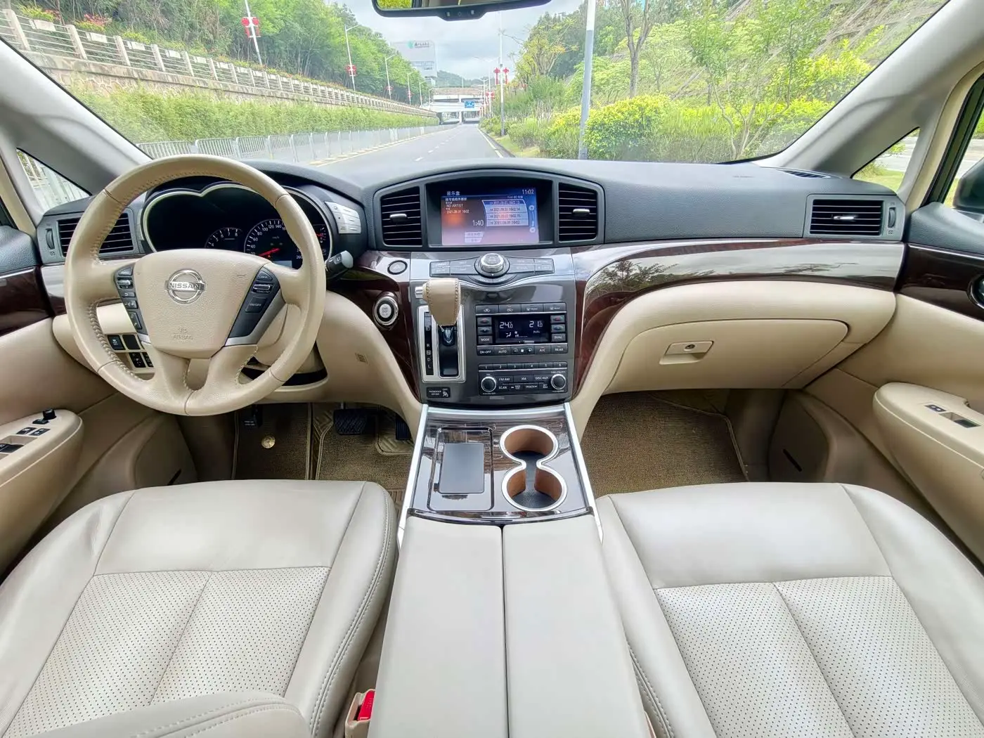 Nissan Quest 2016 — Şəkil 6/12