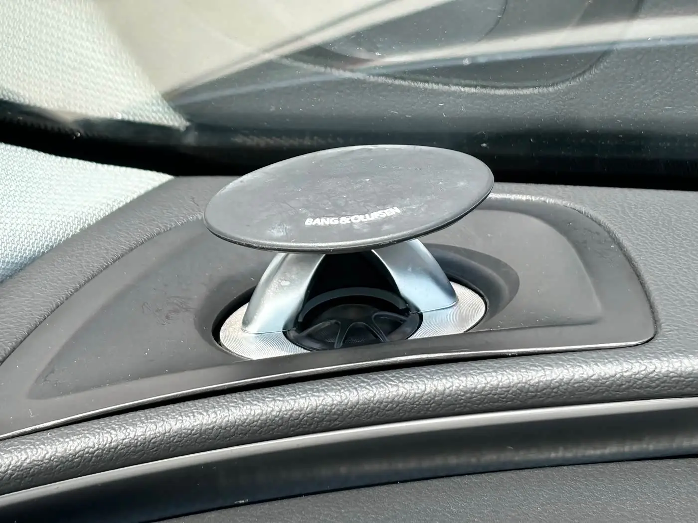 Audi A6L 2017 — Photo 12/20