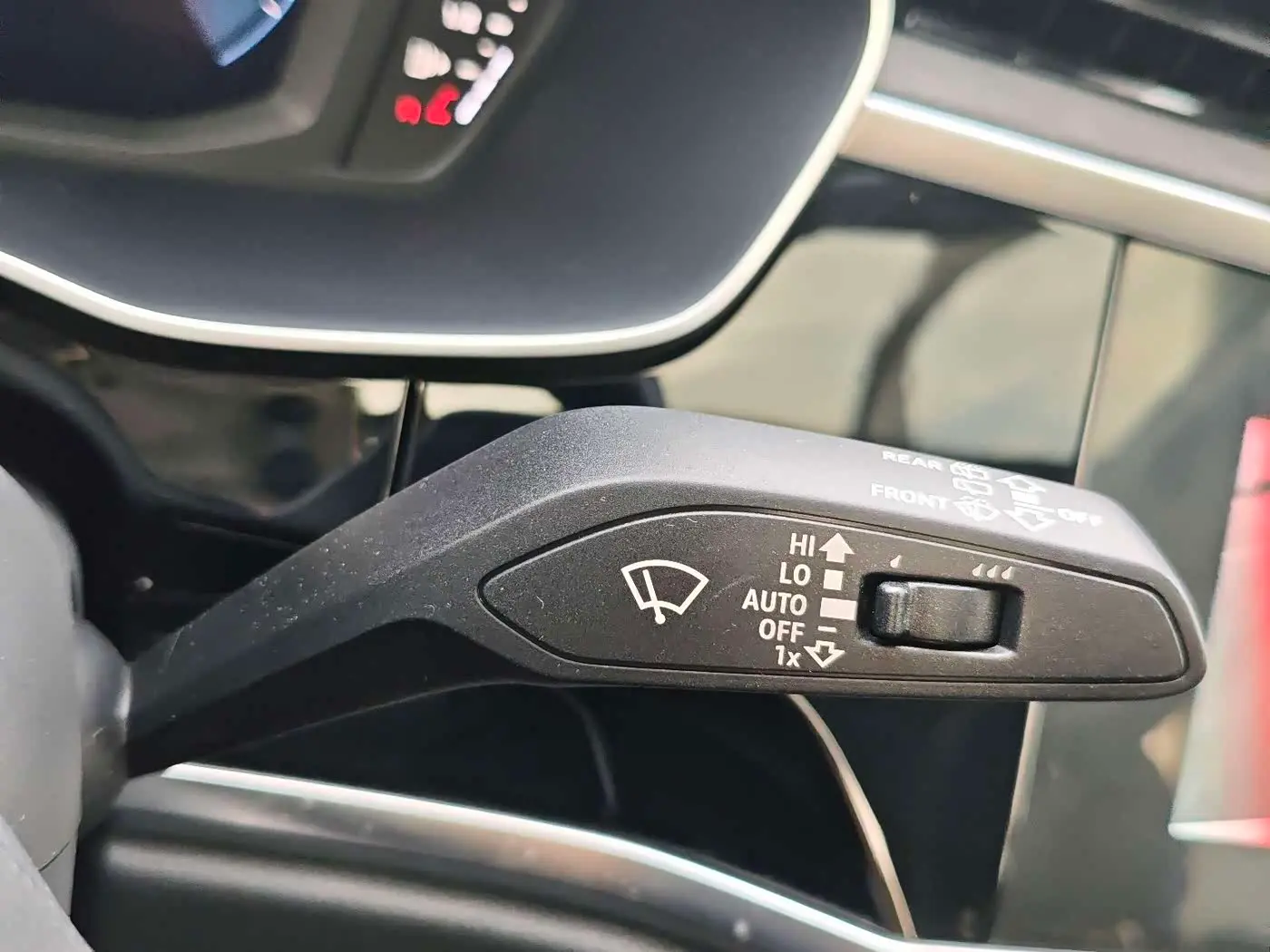 Audi Q3 2021 — Photo 13/20