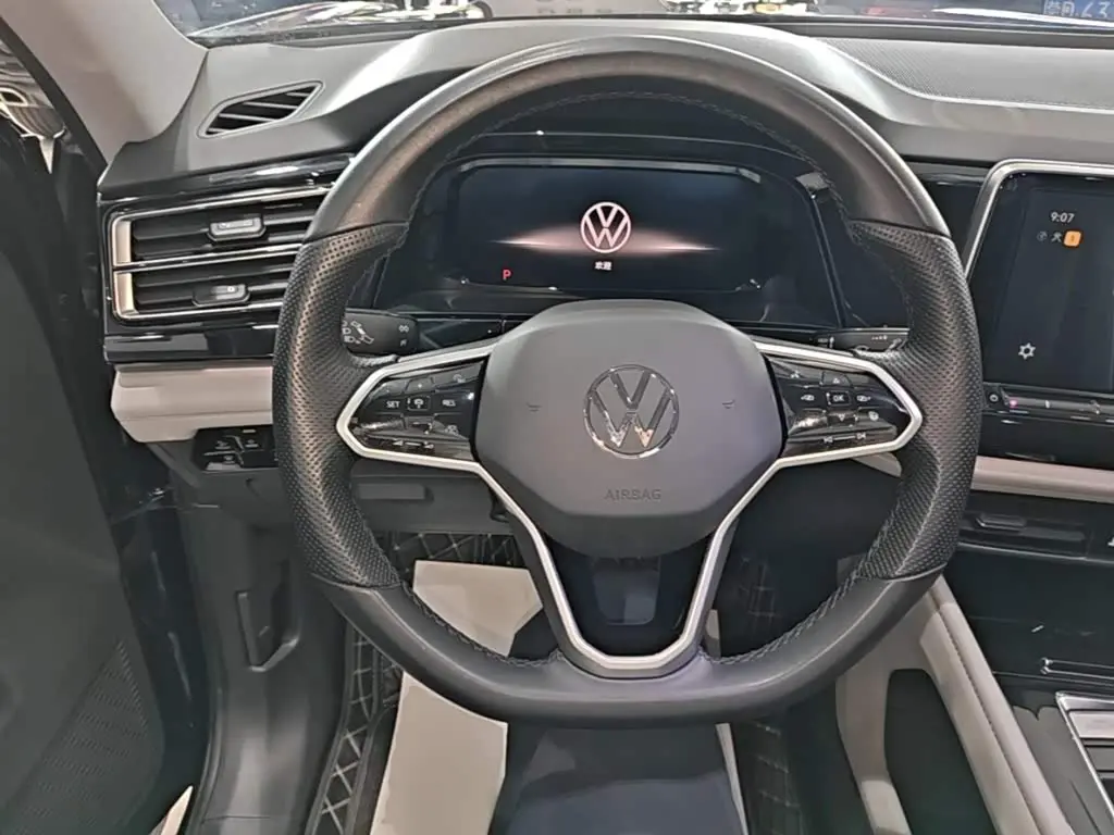 Volkswagen Teramont 2023 — Photo 11/20