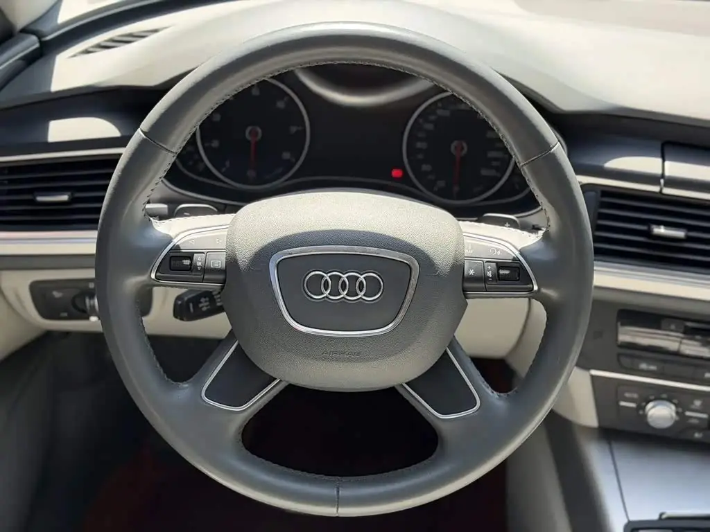 Audi A6L 2013 — Фото 7/9