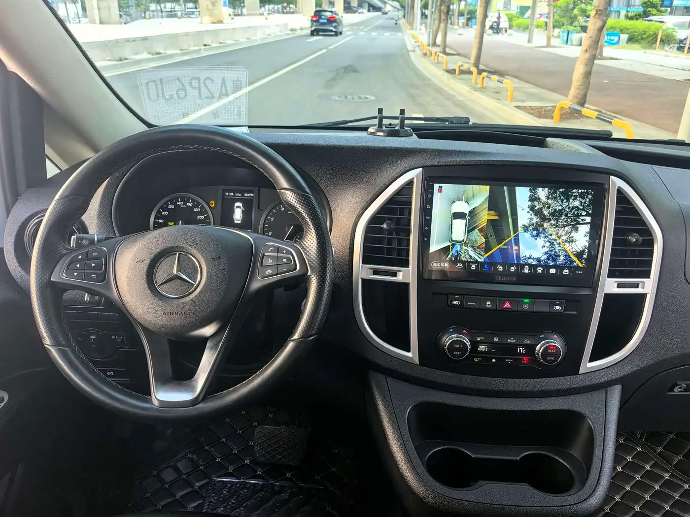 Mercedes-Benz Vito 2022 — Фото 11/20