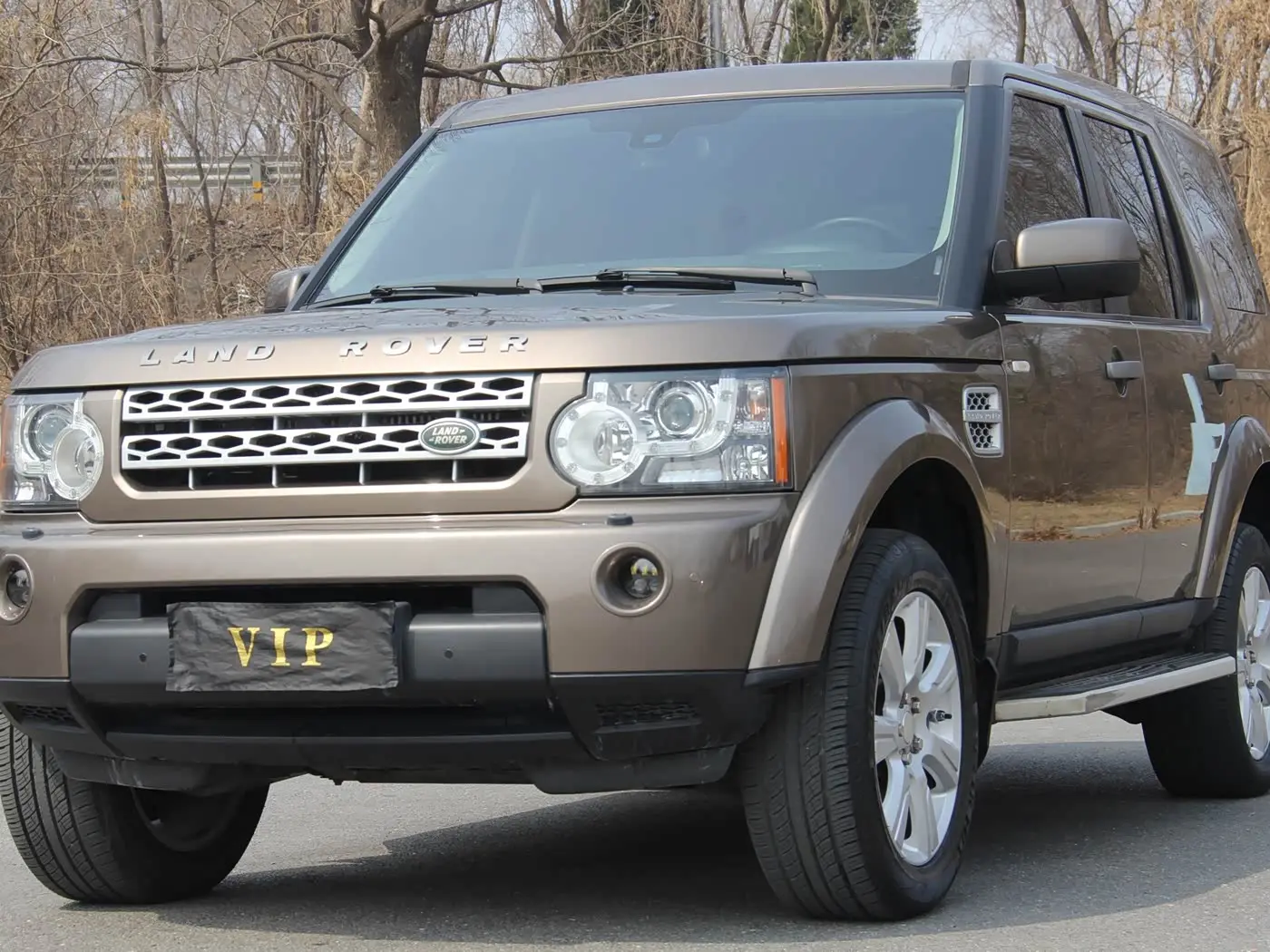 Land Rover Discovery 2014 — Фото 3/20