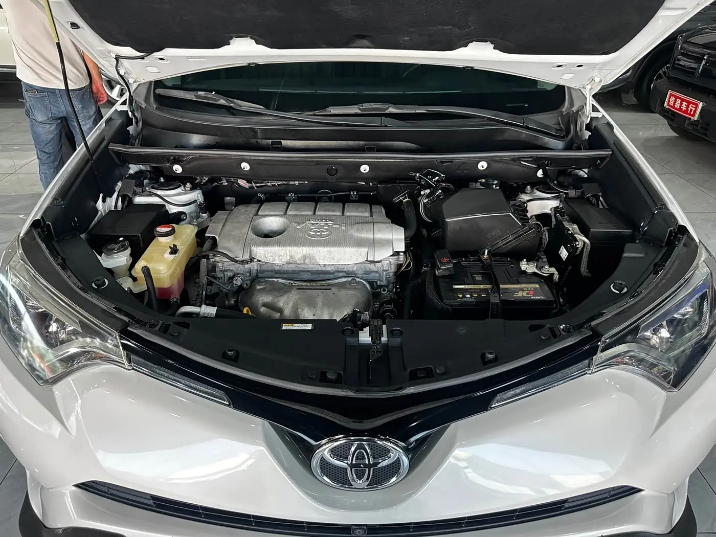 Toyota RAV4 Rongfang 2017 — Фото 12/17