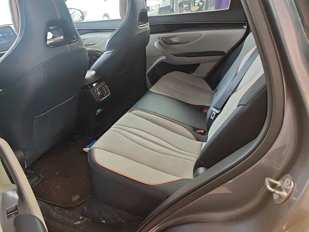 BYD Song PLUS PHEV 2023 — Фото 17/20