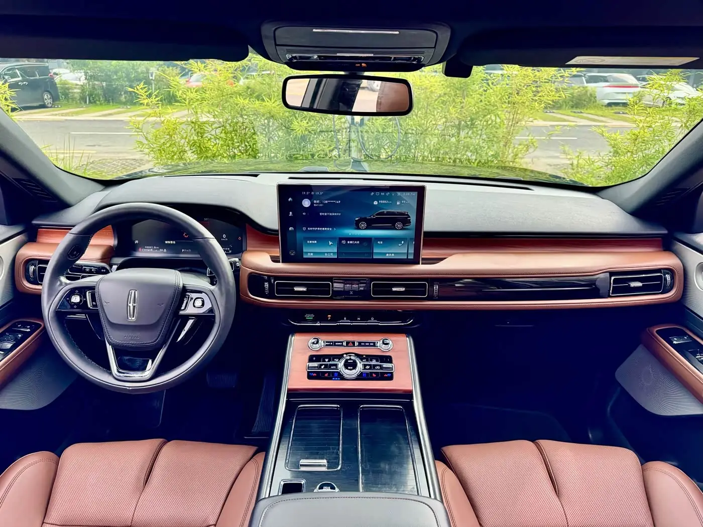 Lincoln Aviator 2020 — Photo 10/13