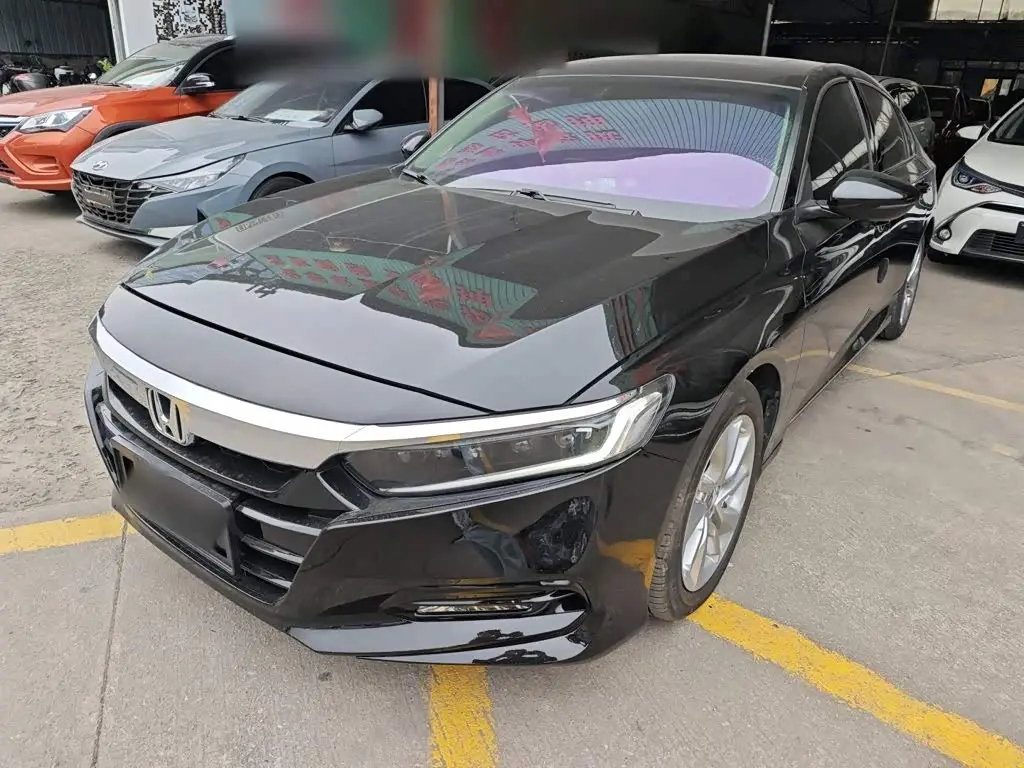 Honda Accord 2020 — Фото 2/20