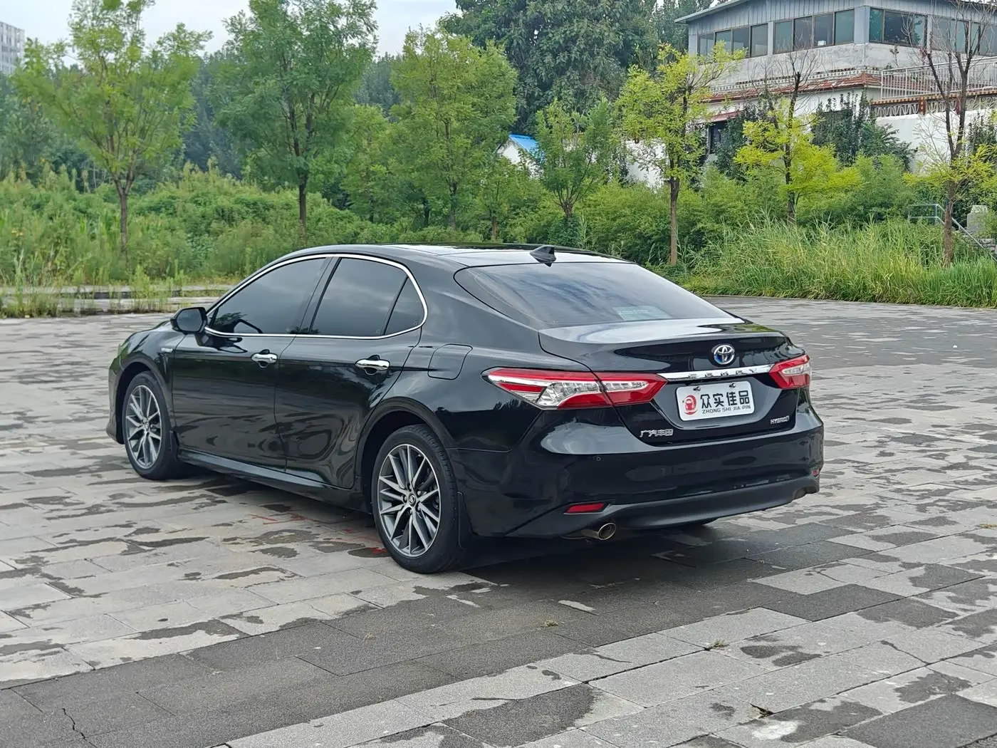 Toyota Camry 2021 — ფოტო 9/20