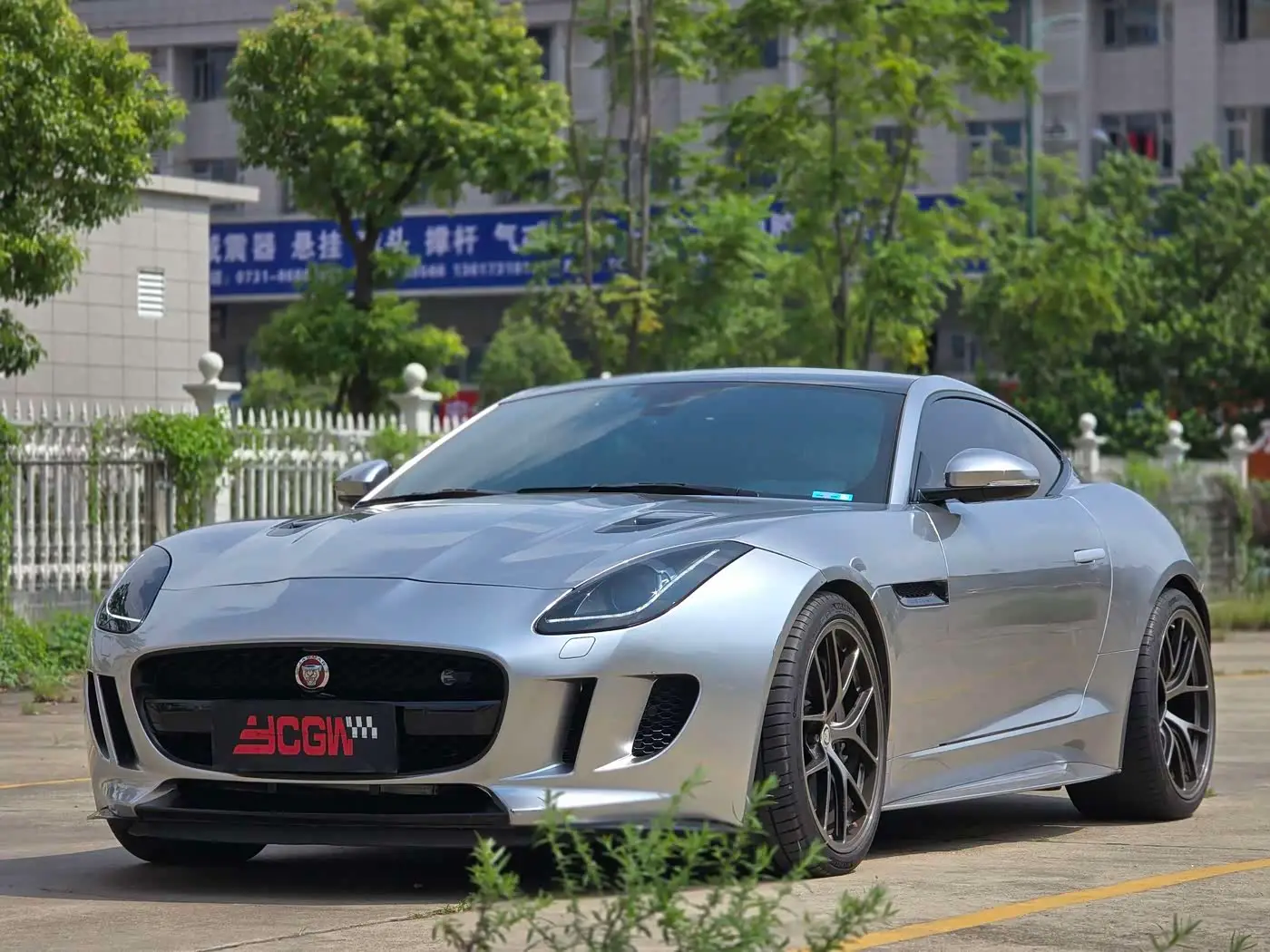 Jaguar F-TYPE, 2017