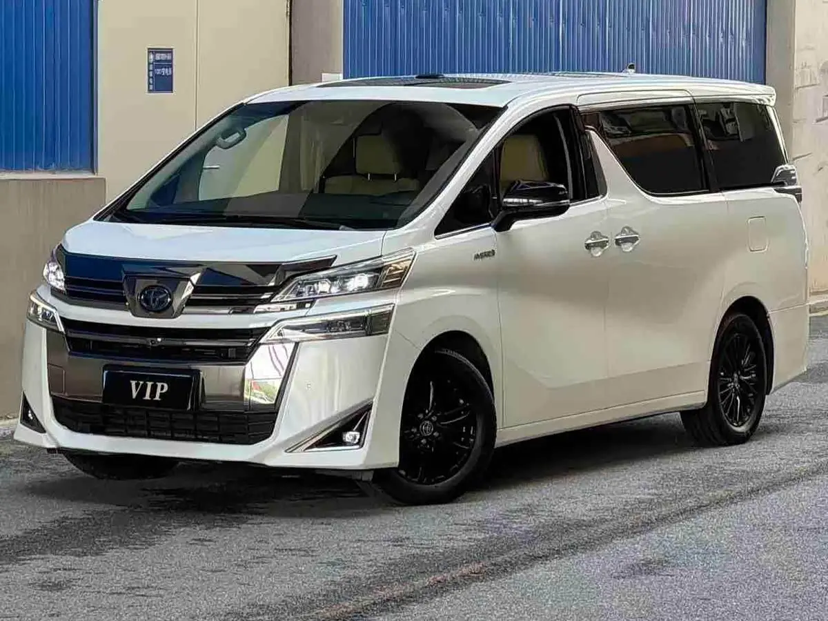 Toyota Vellfire 2021 — Photo 1/20