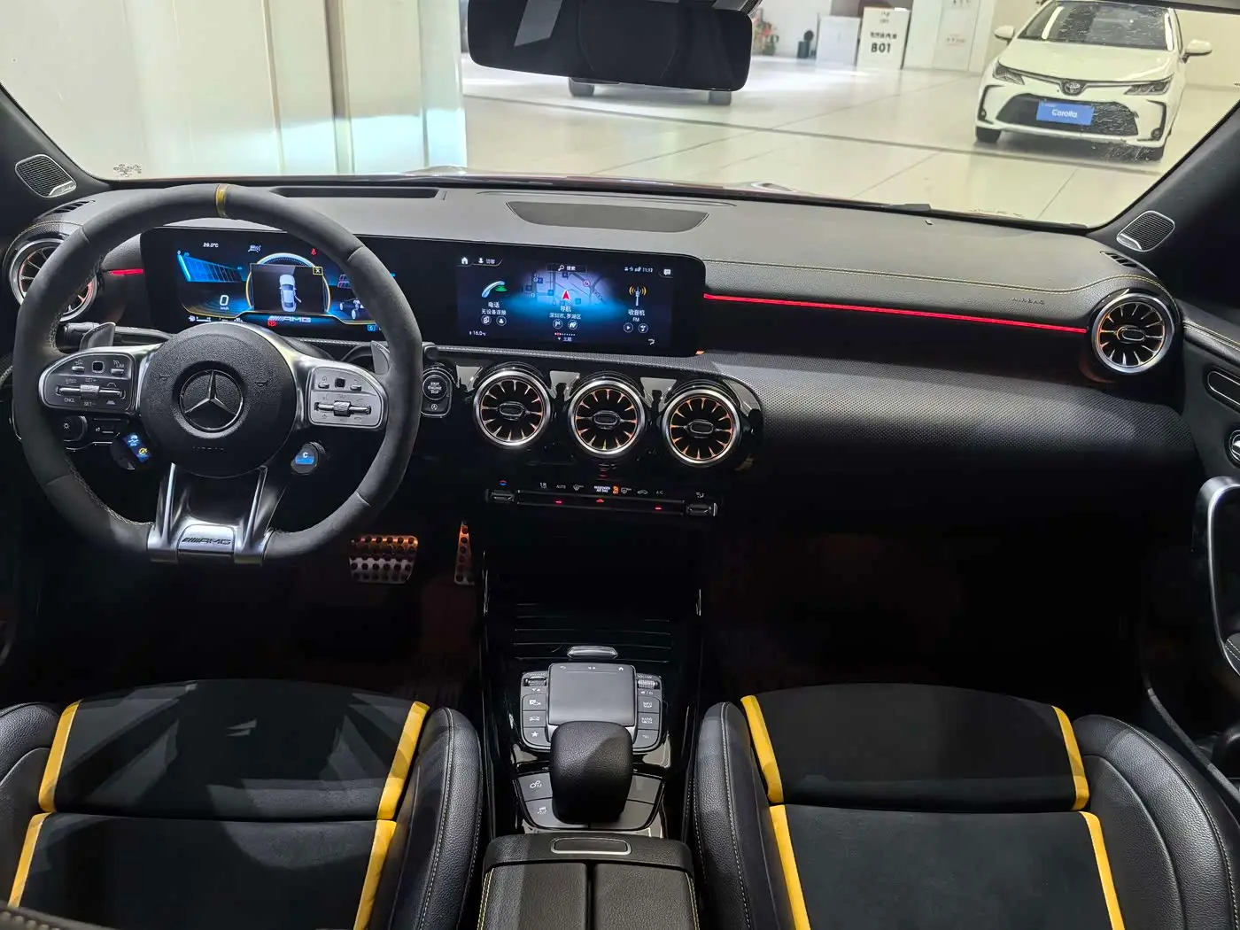 Mercedes-Benz CLA AMG 2023 — Фото 6/18