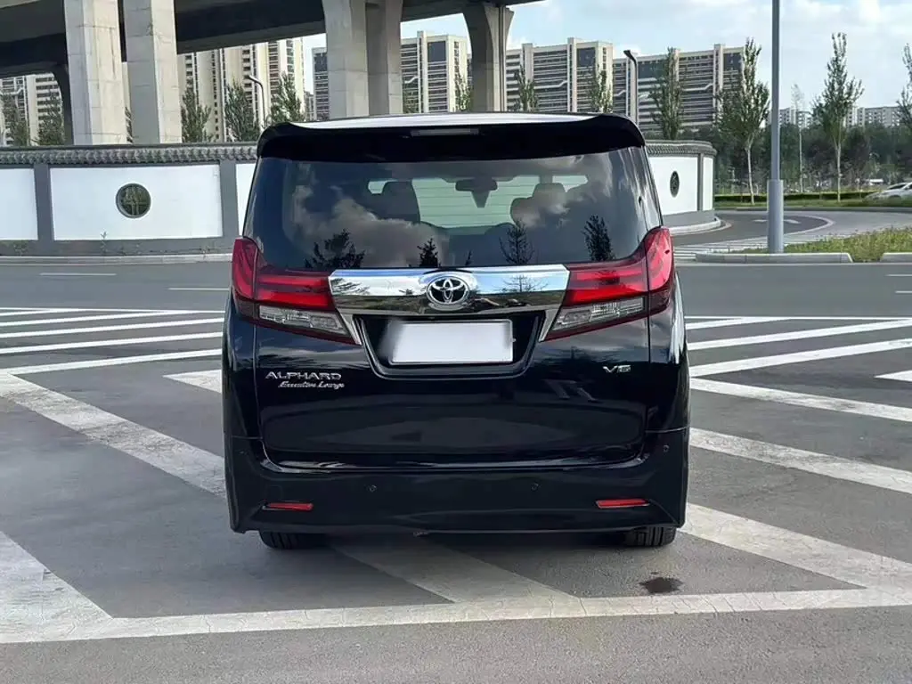 Toyota Alphard 2017 — Фото 15/20