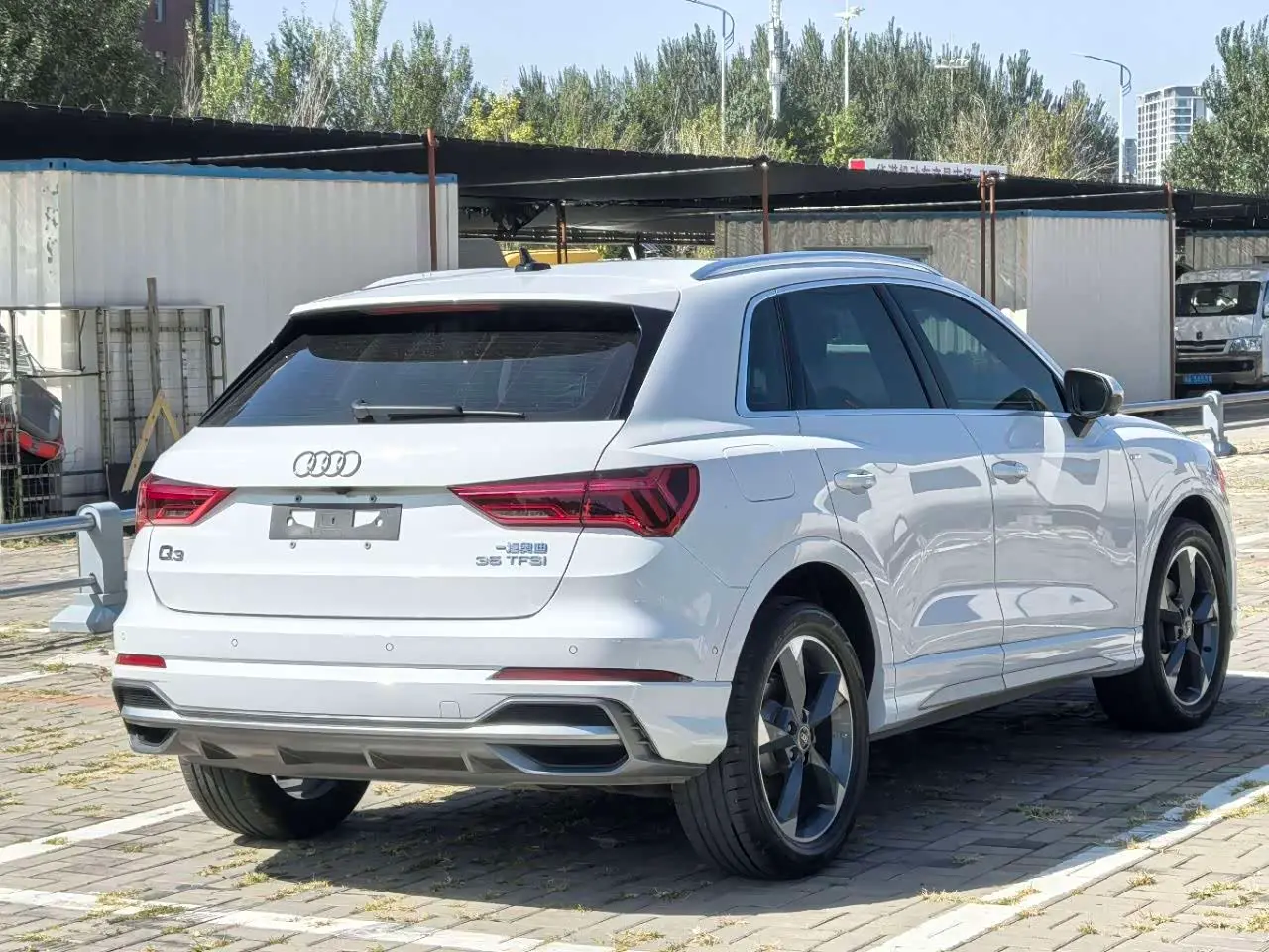 Audi Q3 2023 — Фото 9/12
