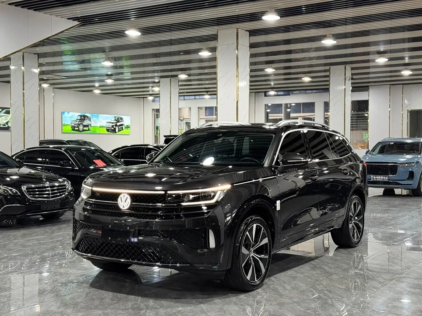Volkswagen Talagon 2023 — Şəkil 1/18