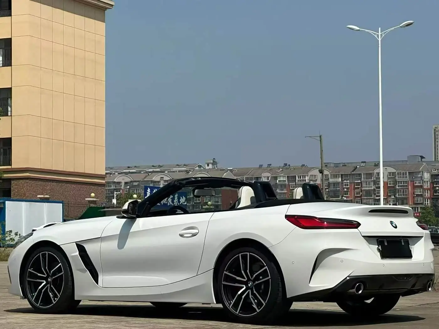 BMW Z4 2022 — Фото 9/9