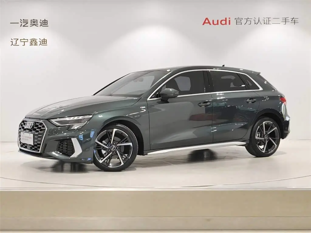 Audi A3 2024 — Photo 1/9