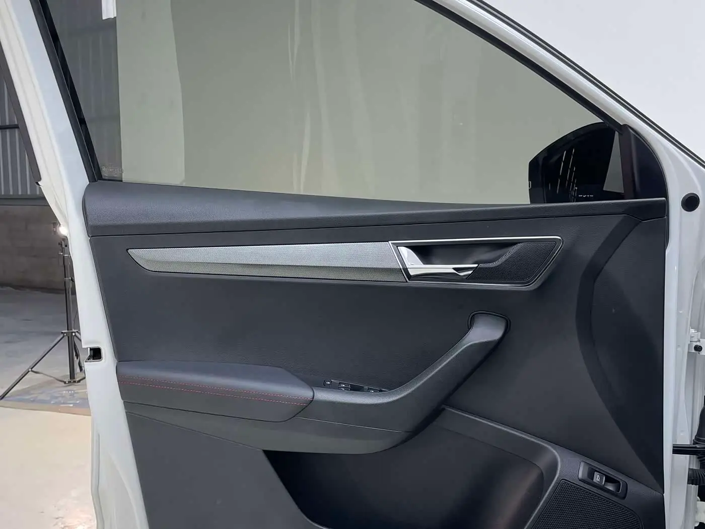 Škoda Karoq 2023 — Photo 16/20