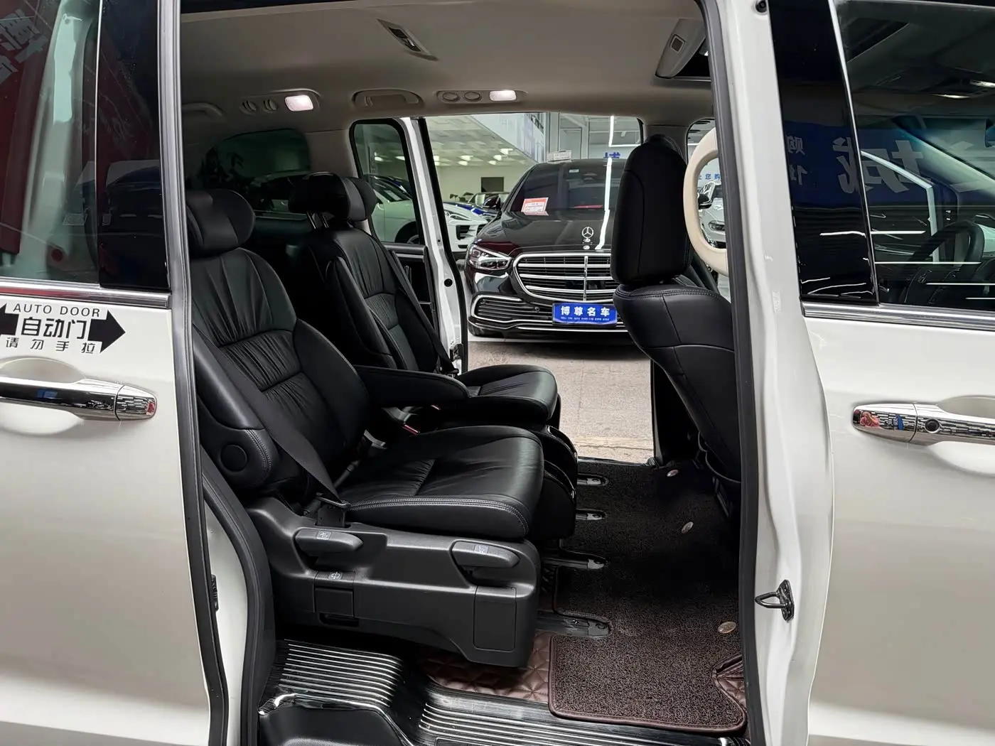 Honda Odyssey 2019 — Фото 15/20