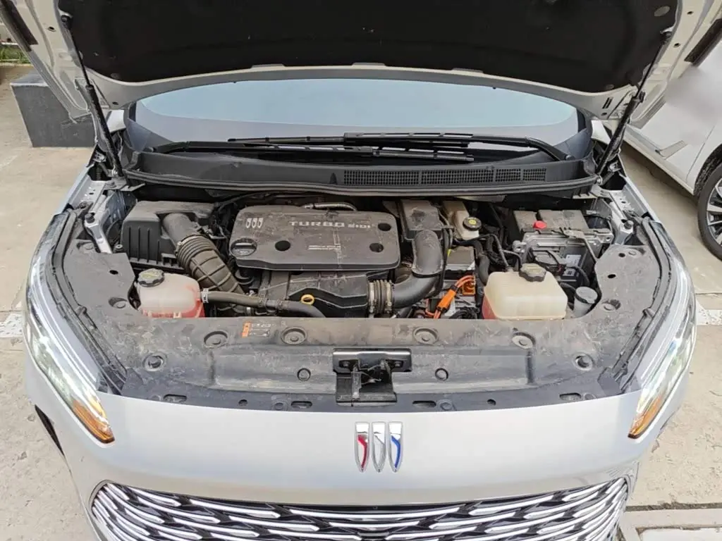 Buick GL8 New Energy 2025 — Photo 16/20