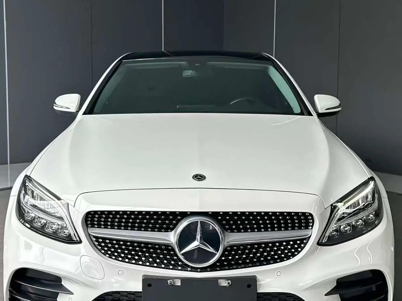 Mercedes-Benz C-Class 2021 — Photo 2/12