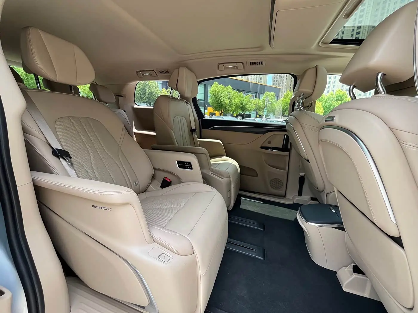 Buick GL8 New Energy 2025 — Şəkil 16/20