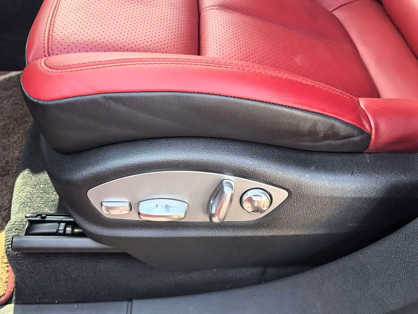 Porsche Cayenne 2014 — Photo 20/20