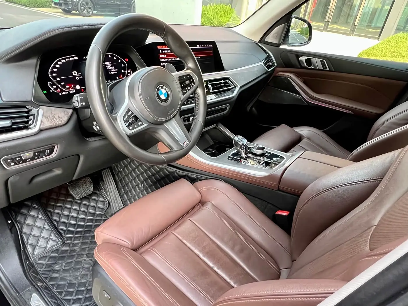 BMW X5 2020 — Photo 9/14