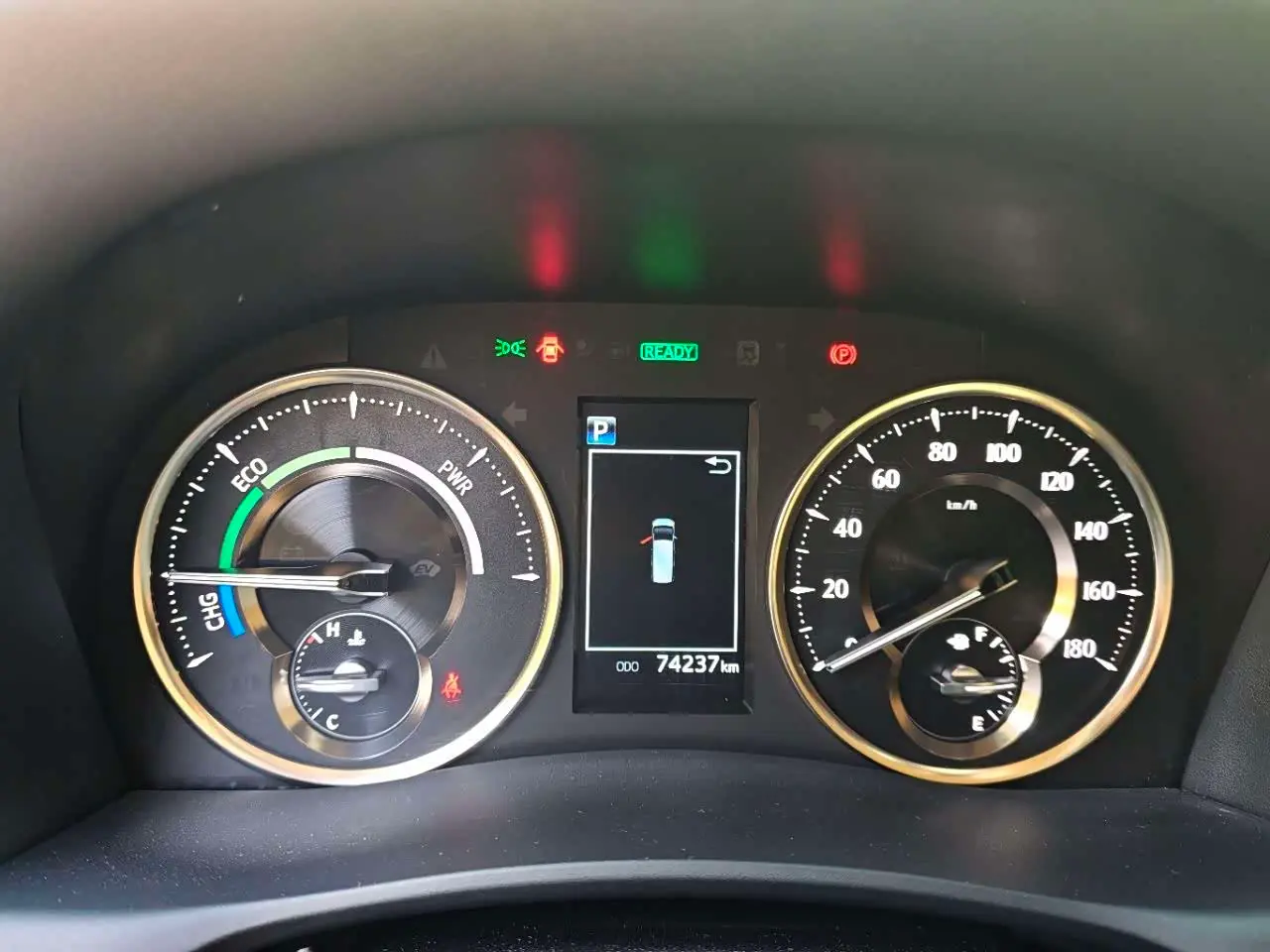 Toyota Alphard 2022 — Photo 6/18