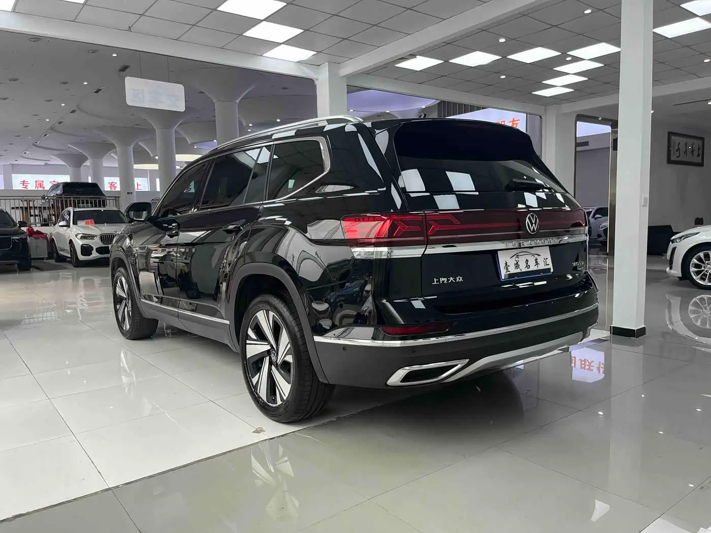 Volkswagen Teramont 2023 — Photo 9/20