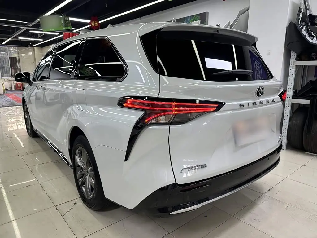Toyota Sienna 2025 — Photo 11/20