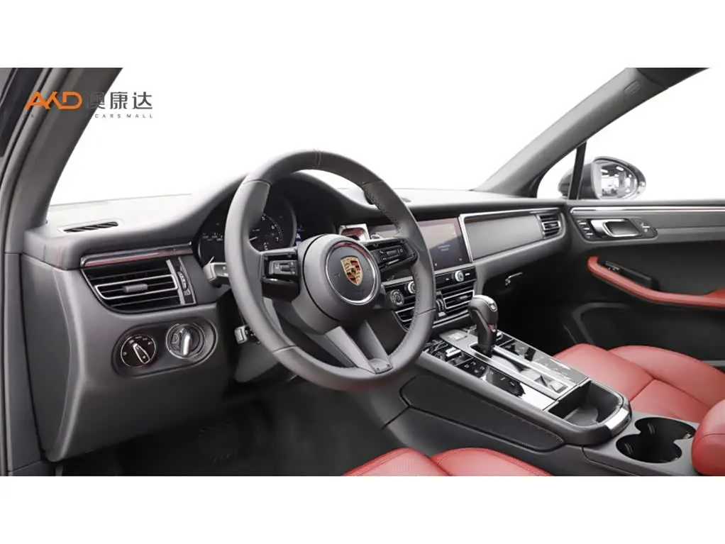 Porsche Macan 2025 — Фото 6/10