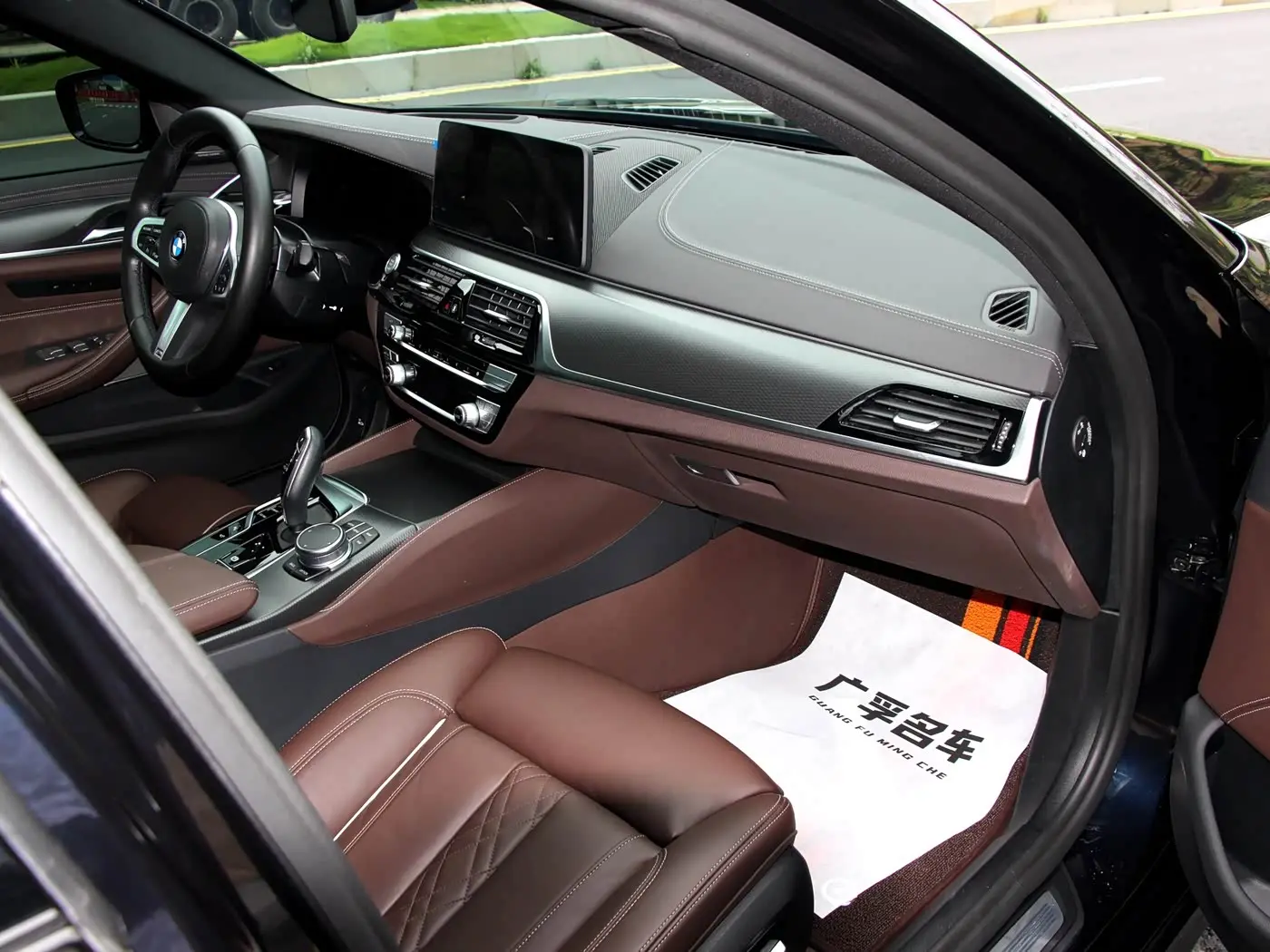 BMW 5 Series 2022 — Фото 13/13