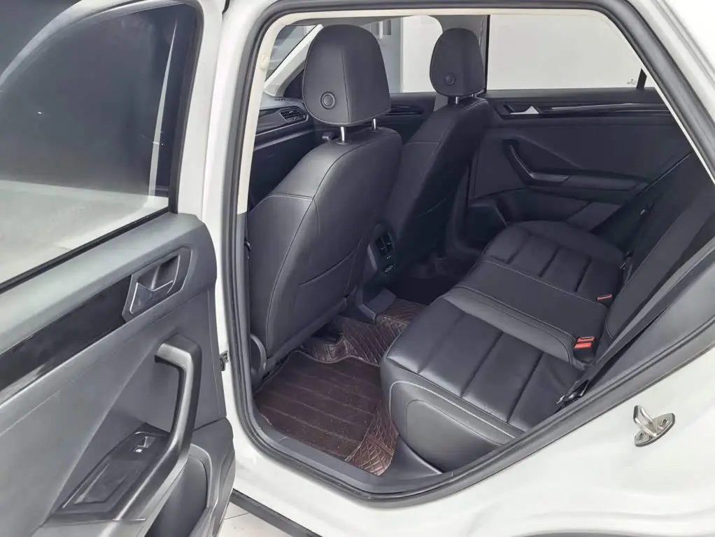 Volkswagen T-ROC 2022 — Фото 14/20