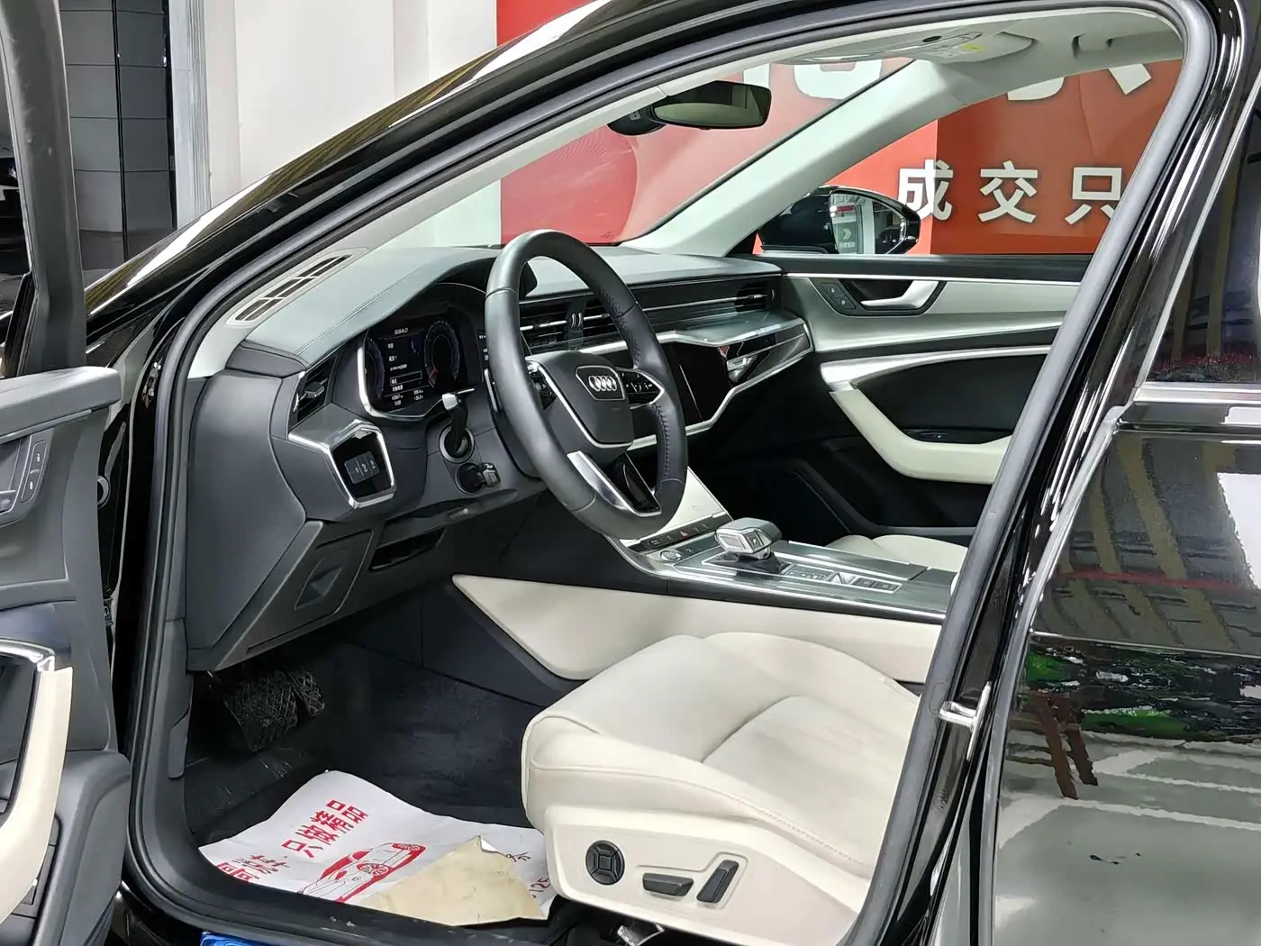 Audi A6L 2019 — Şəkil 7/17