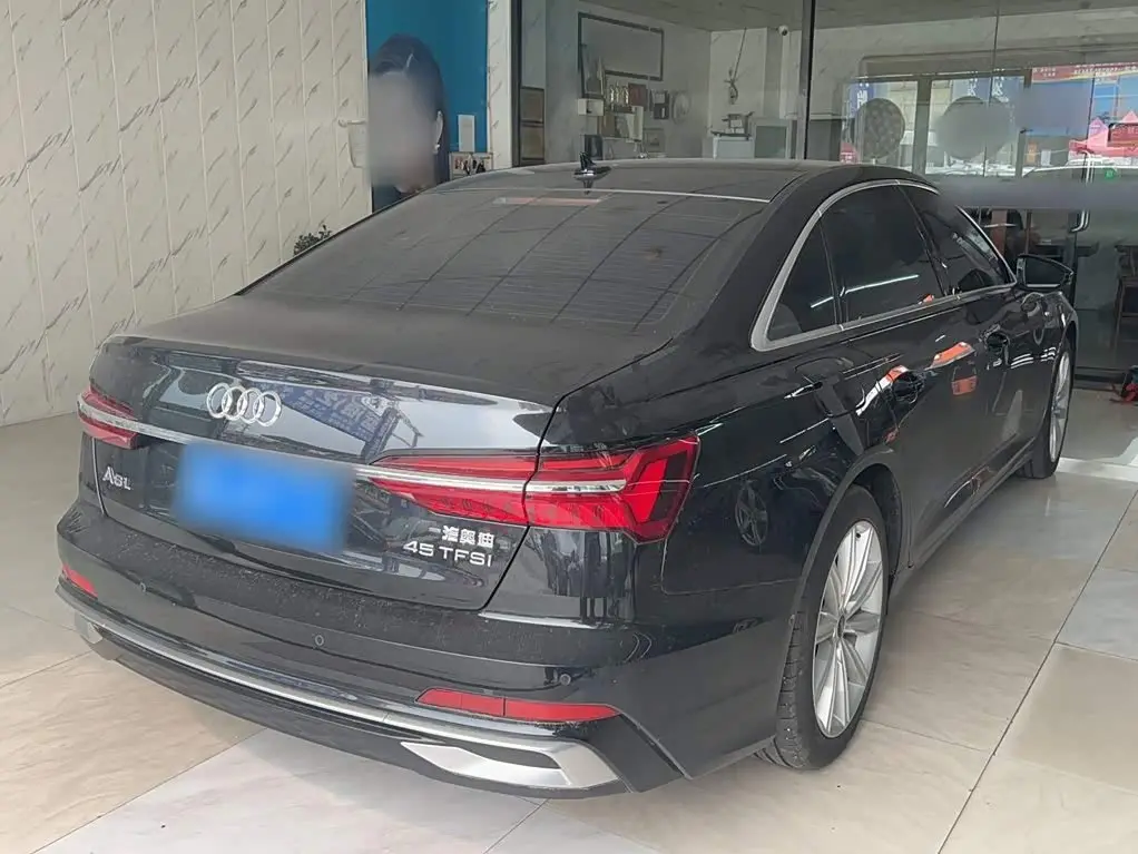 Audi A6L 2024 — Photo 6/15
