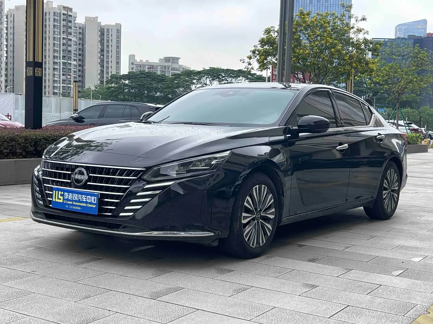 Nissan Teana 2023 — Photo 1/8