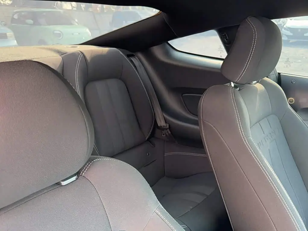 Ford Mustang 2018 — Photo 11/12