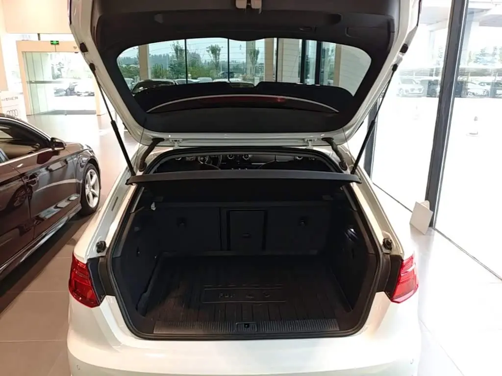 Audi A3 2020 — Photo 19/20
