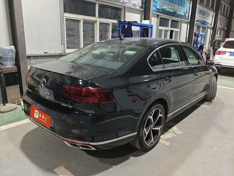 Volkswagen Magotan, 2023