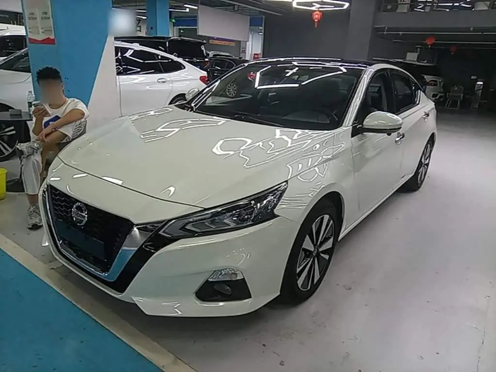 Nissan Teana 2022 — Photo 2/20