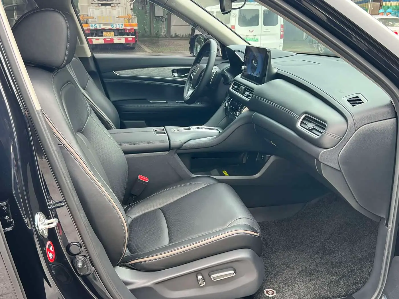 Honda Avancier 2025 — Photo 17/20