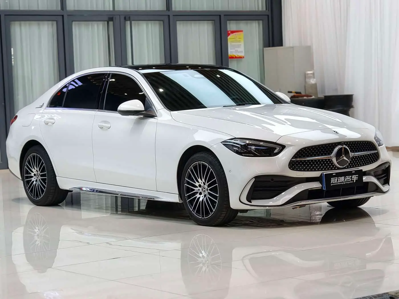 Mercedes-Benz C-Class 2024 — Photo 3/10