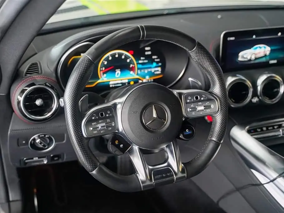 Mercedes-Benz AMG GT 2021 — Фото 15/20