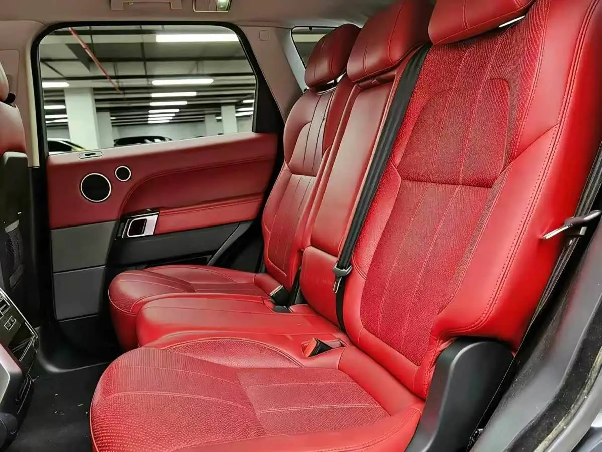 Land Rover Range Rover Sport 2016 — Photo 6/9